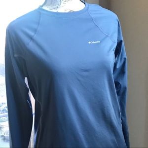 Women’s Columbia OmniTech crew neck pullover